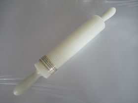  Нож-скалка Turkay Plastik д-7см, длина 30,5см в Симферополе